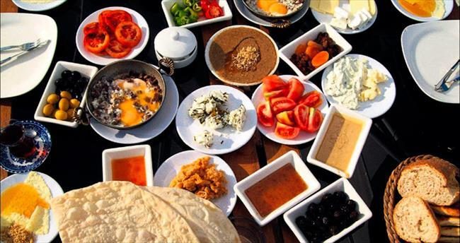 Mutluluğun sırrı Türk işi kahvaltı!