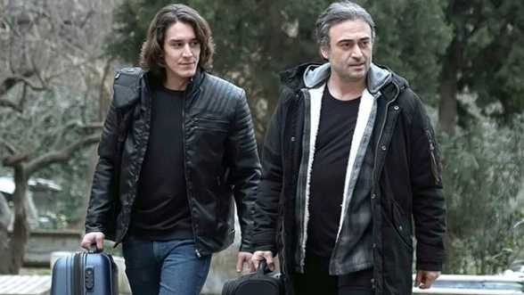 FOX TV reyting rekortmeni dizisinin pabucunu dama attı final geldi

