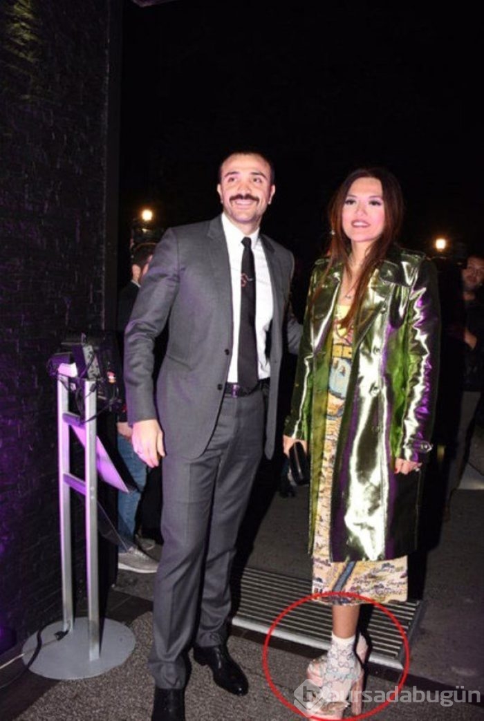Demet Akalın: Riri beni takip ediyor!
