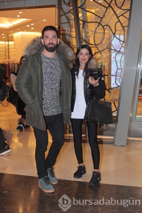 Arda Turan, Aslıhan Doğan'ı ailesinden istedi
