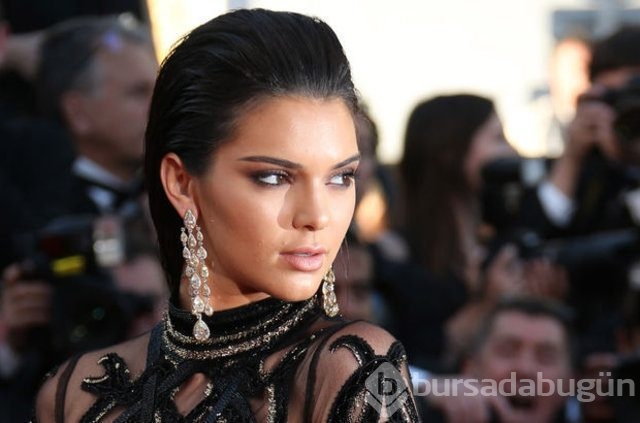 Kim Kardashian ile Kendall Jenner'ın arası açıldı