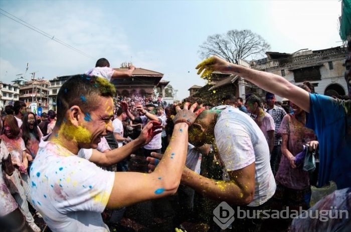 Nepal'de Holi festivali!
