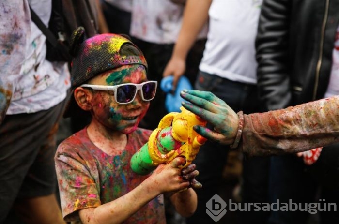 Nepal'de Holi festivali!
