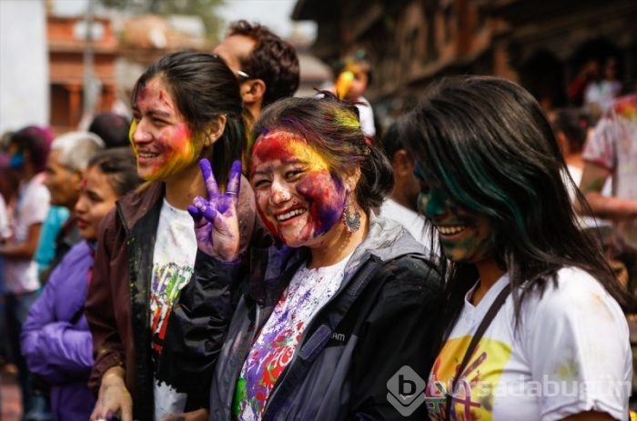 Nepal'de Holi festivali!
