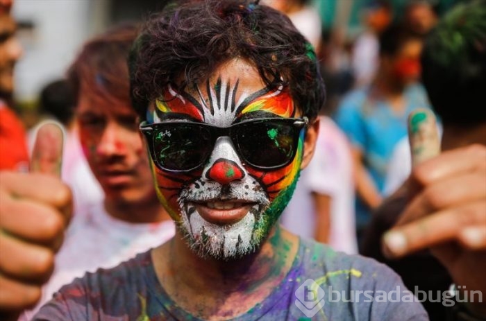 Nepal'de Holi festivali!
