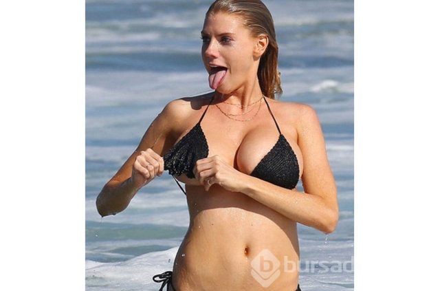 Charlotte McKinney eleştirilerin odağı oldu
