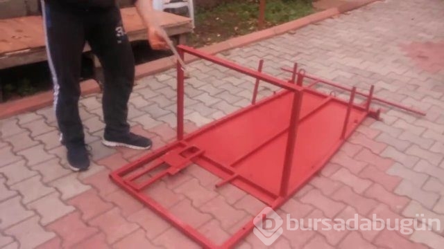 400 liraya kendi arabasını yapan Türk YouTuber
