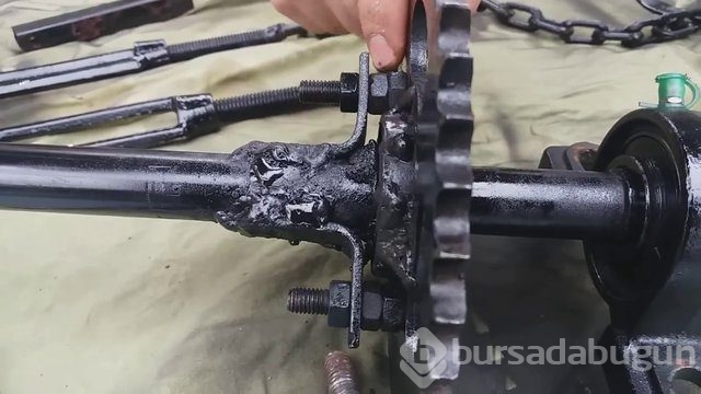 400 liraya kendi arabasını yapan Türk YouTuber
