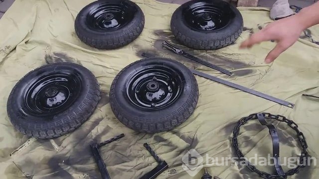 400 liraya kendi arabasını yapan Türk YouTuber
