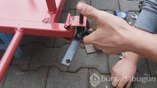 400 liraya kendi arabasını yapan Türk YouTuber
