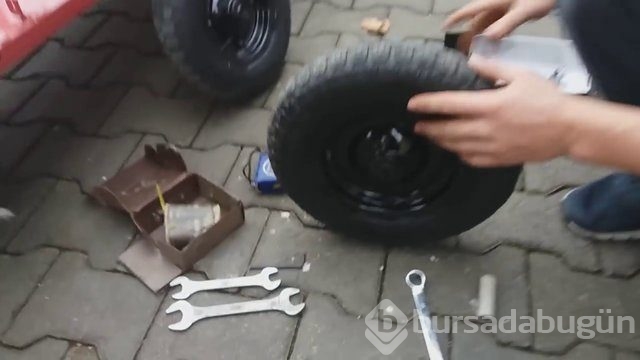 400 liraya kendi arabasını yapan Türk YouTuber
