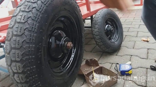 400 liraya kendi arabasını yapan Türk YouTuber
