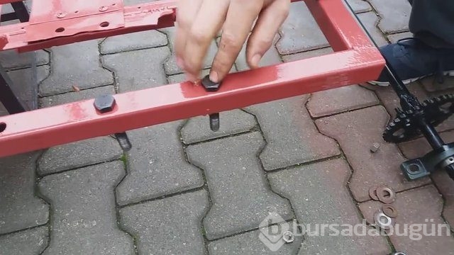 400 liraya kendi arabasını yapan Türk YouTuber
