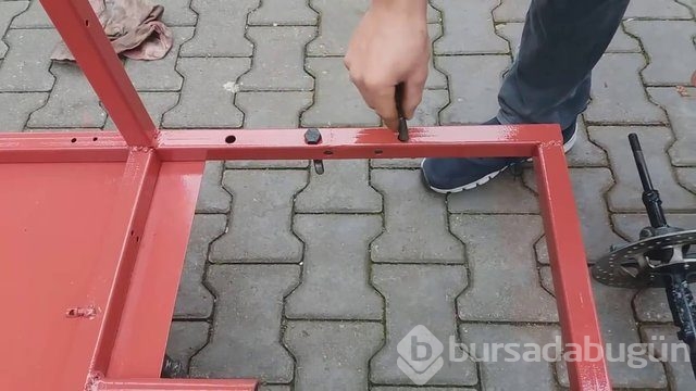 400 liraya kendi arabasını yapan Türk YouTuber
