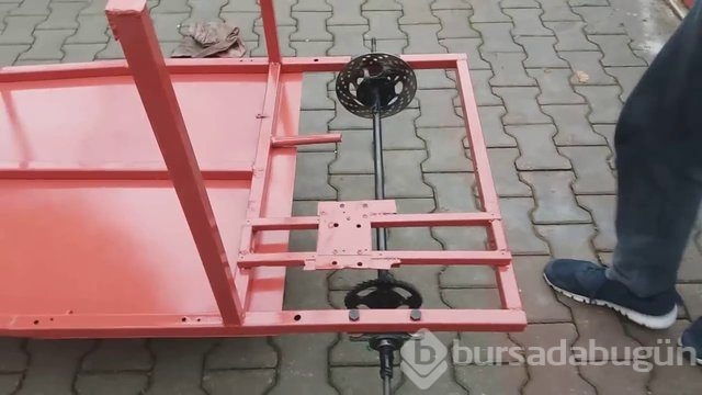 400 liraya kendi arabasını yapan Türk YouTuber
