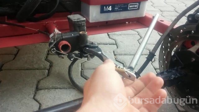 400 liraya kendi arabasını yapan Türk YouTuber
