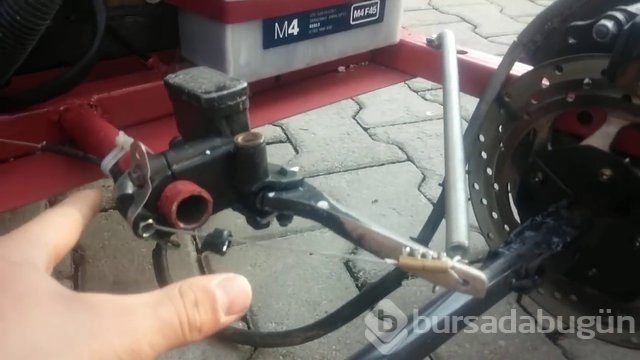 400 liraya kendi arabasını yapan Türk YouTuber
