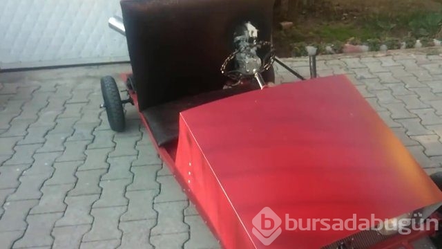 400 liraya kendi arabasını yapan Türk YouTuber
