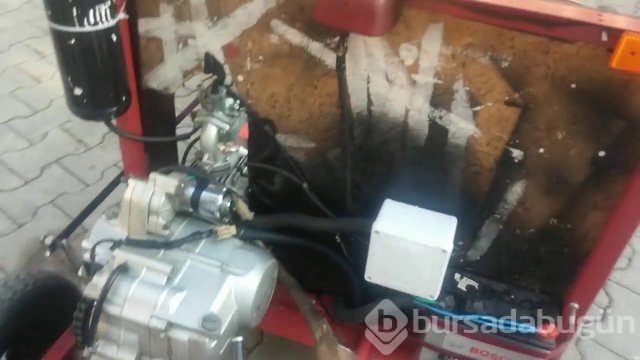 400 liraya kendi arabasını yapan Türk YouTuber
