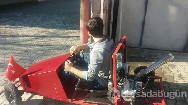 400 liraya kendi arabasını yapan Türk YouTuber
