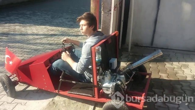 400 liraya kendi arabasını yapan Türk YouTuber
