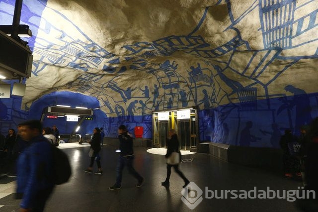 Birbirinden ilginç metro istasyonları!