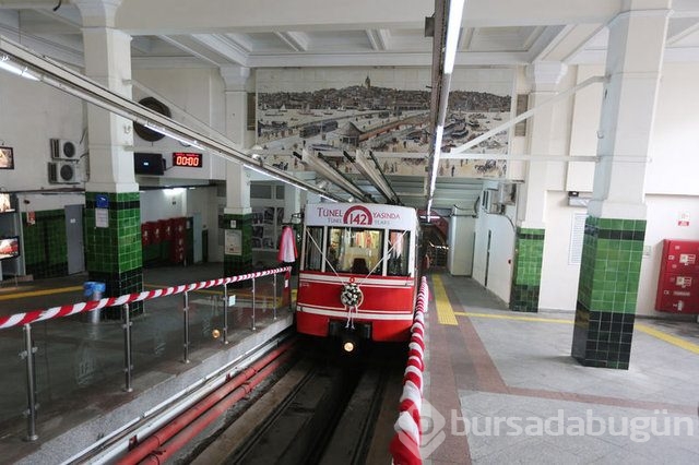Birbirinden ilginç metro istasyonları!
