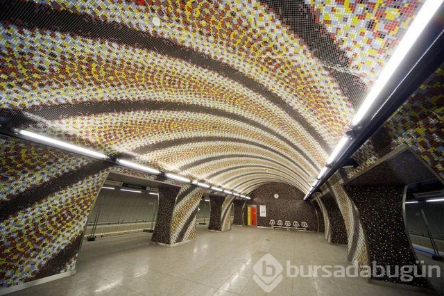 Birbirinden ilginç metro istasyonları!