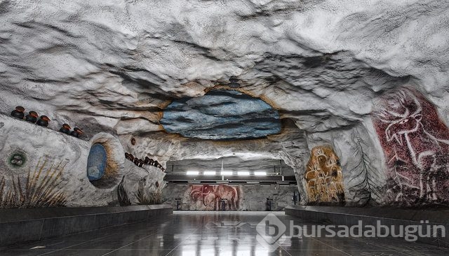 Birbirinden ilginç metro istasyonları!