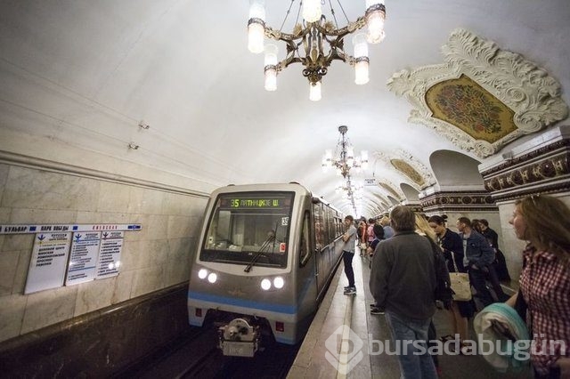 Birbirinden ilginç metro istasyonları!