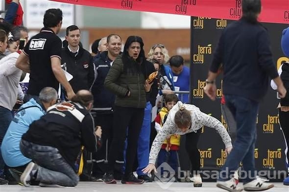Antalya'da Yüksek Topuk Koşusu



