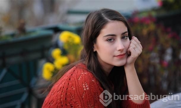 Hazal Kaya: Sansasyonel biri olmadan da işimi yapabiliyorum
