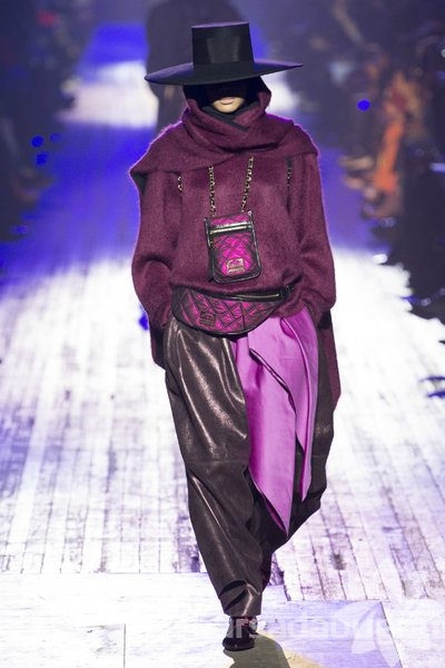 Marc Jacobs Sonbahar / Kış 2018-19
