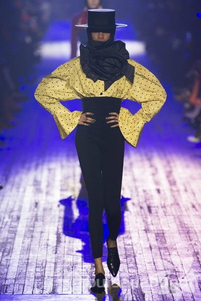 Marc Jacobs Sonbahar / Kış 2018-19
