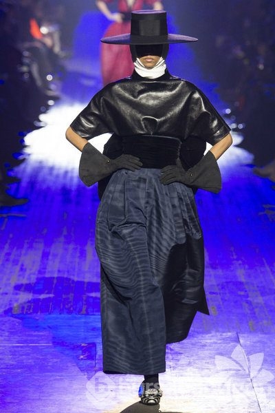 Marc Jacobs Sonbahar / Kış 2018-19
