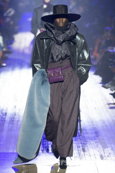 Marc Jacobs Sonbahar / Kış 2018-19
