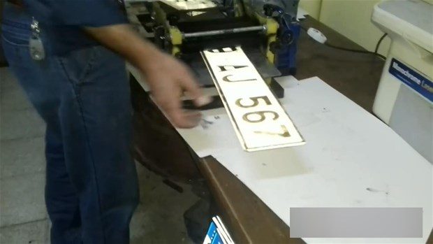 Araç plakası nasıl yapılır?