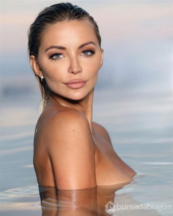 Lindsey Pelas sevgilisinden ayrıldı