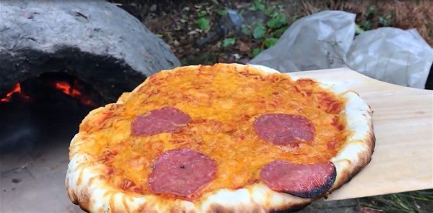Kendi fırınını kendi yaptı! 

