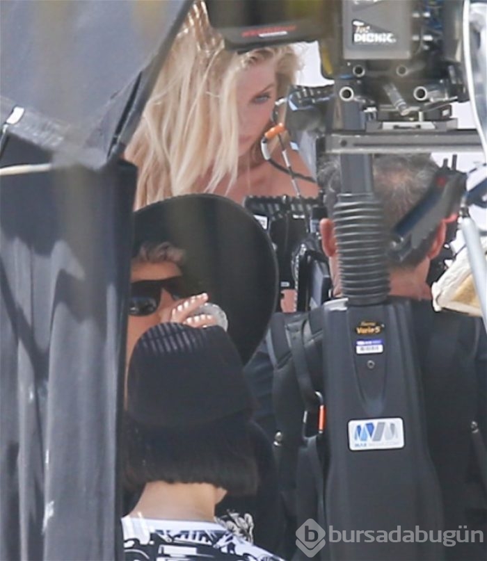 Elsa Hosk nefes kesti!