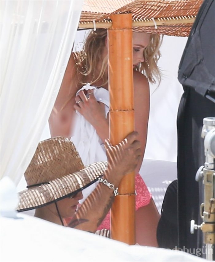 Elsa Hosk nefes kesti!