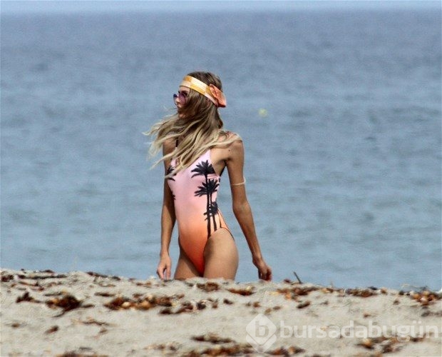 Elsa Hosk nefes kesti!