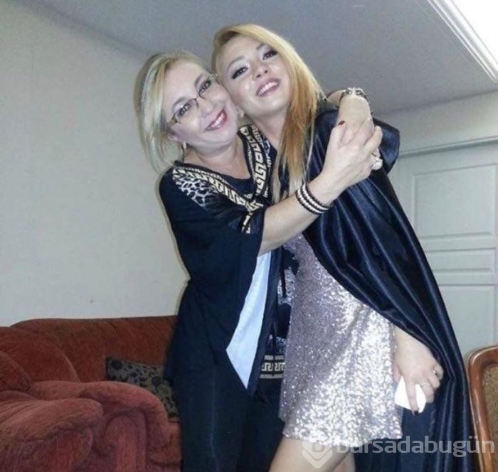 Ece Seçkin'in evine hırsız girdi! (Annesi darp edildi)

