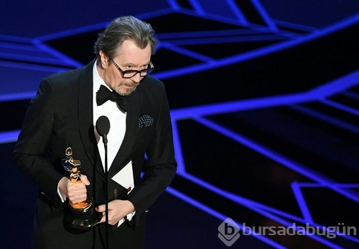 Oscar gecesinde objektiflere takılanlar
