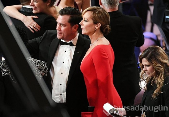 Oscar gecesinde objektiflere takılanlar
