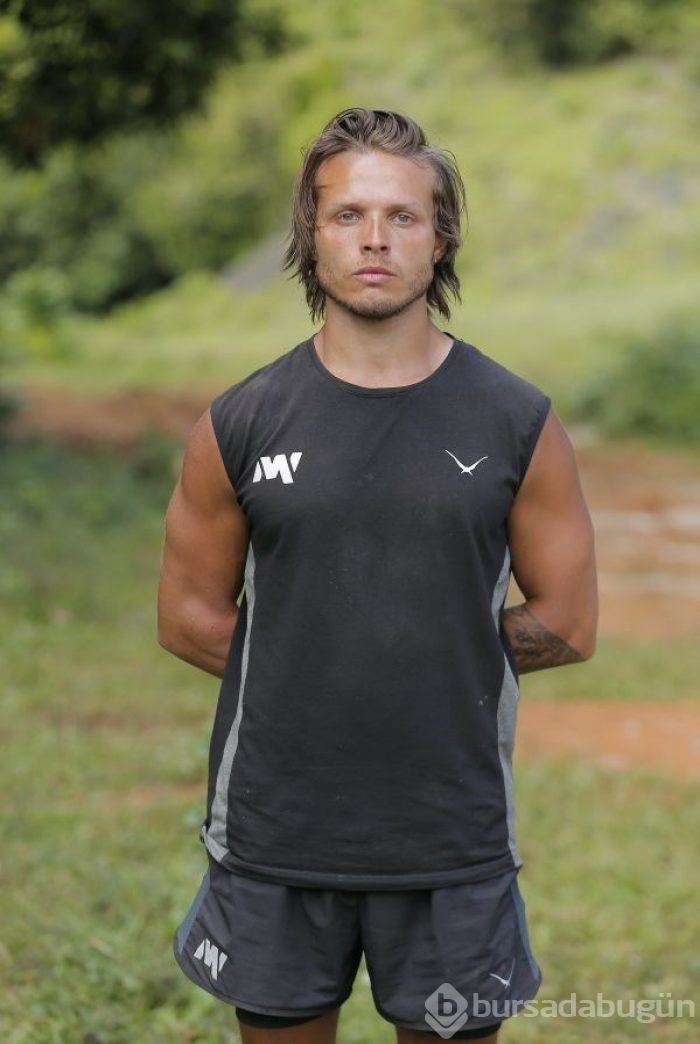 Survivor yarışmacılarının değişimi başladı