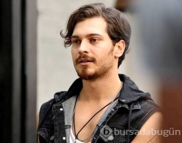 Netflix'in Türk dizisinin başrol oyuncusu Çağatay Ulusoy'un partneri kim olacak?
