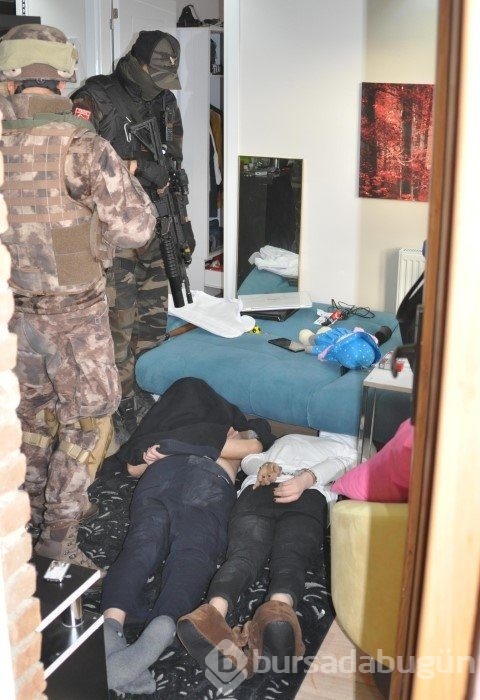 Filmleri aratmayan uyuşturucu operasyonu