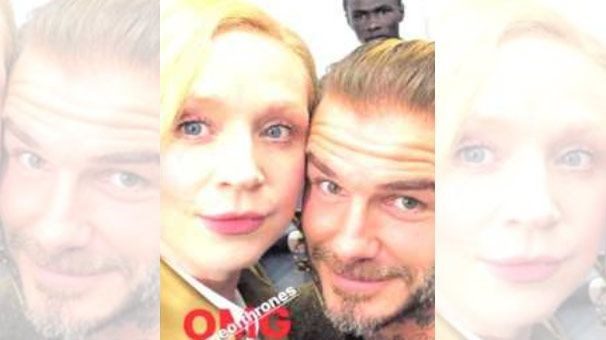 Ünlülerin selfie aşkı!