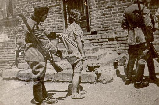 Tarihin arka sayfalarında kalmış çarpıcı fotoğraflar